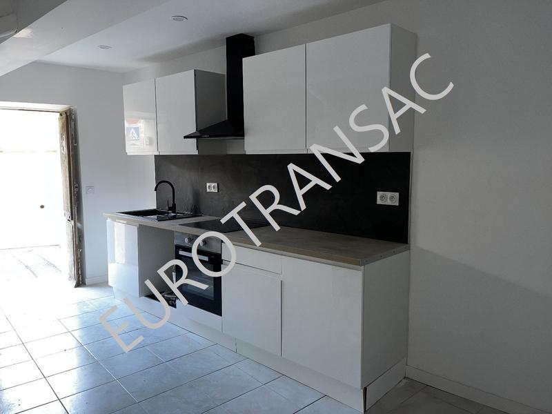 Maison de village - 64 m² - 3 pièces