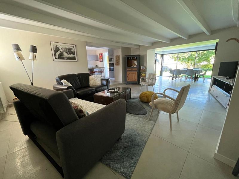 Maison - 102 m² - 4 pièces