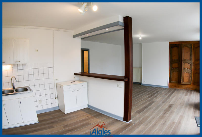 Appartement - 80 m² - 3 pièces