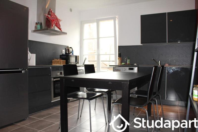 Chambre - 14 m² - 1 pièce