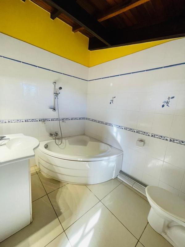 Villa - 183 m² - 5 pièces