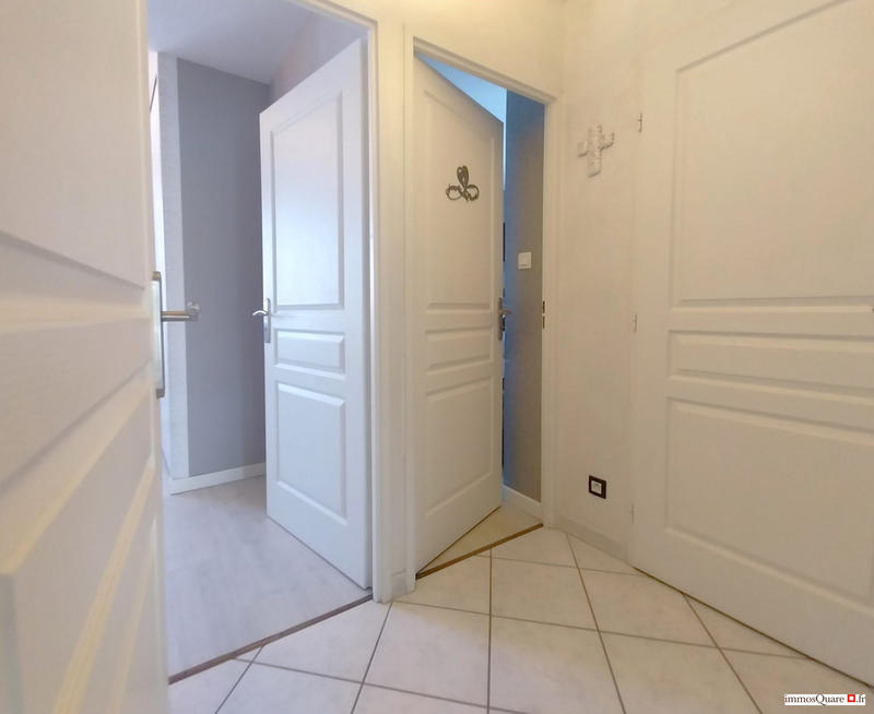 Appartement - 82 m² - 4 pièces