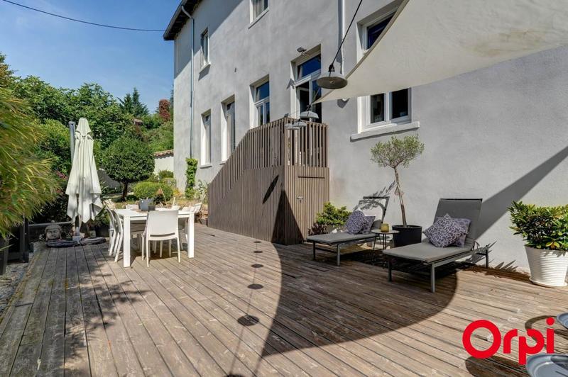 Appartement - 145 m² - 5 pièces