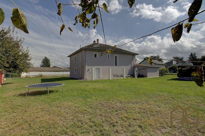 Maison - 152 m² - 6 pièces