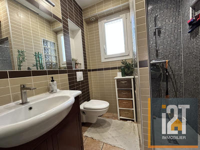 Villa - 142 m² - 6 pièces