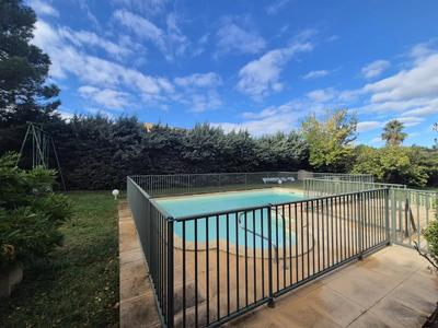 Maison - 206 m² - 6 pièces