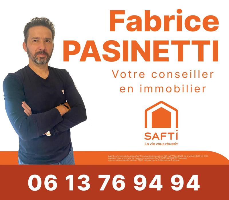 Maison - 275 m² - 8 pièces