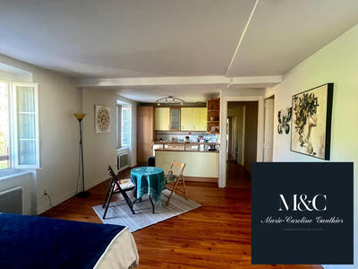 Appartement - 87 m² - 4 pièces