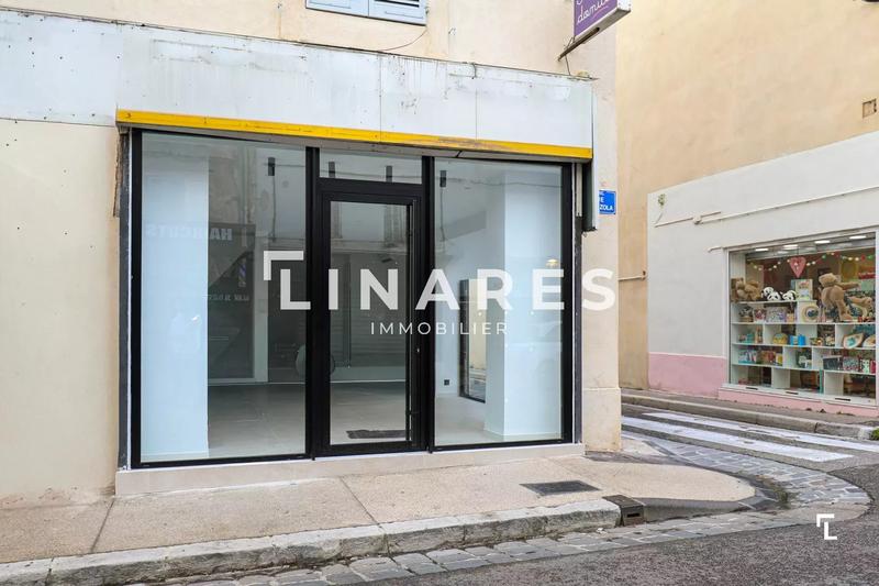Local commercial - 38 m² - 1 pièce