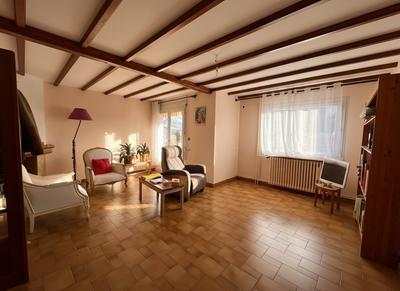 Appartement - 82 m² - 4 pièces