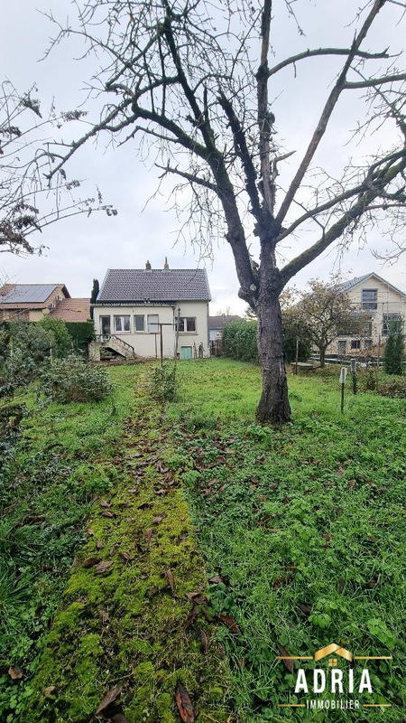 Maison - 90 m² - 5 pièces