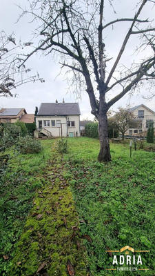 Maison - 90 m² - 5 pièces