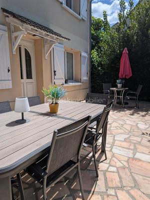 Maison - 120 m² - 6 pièces