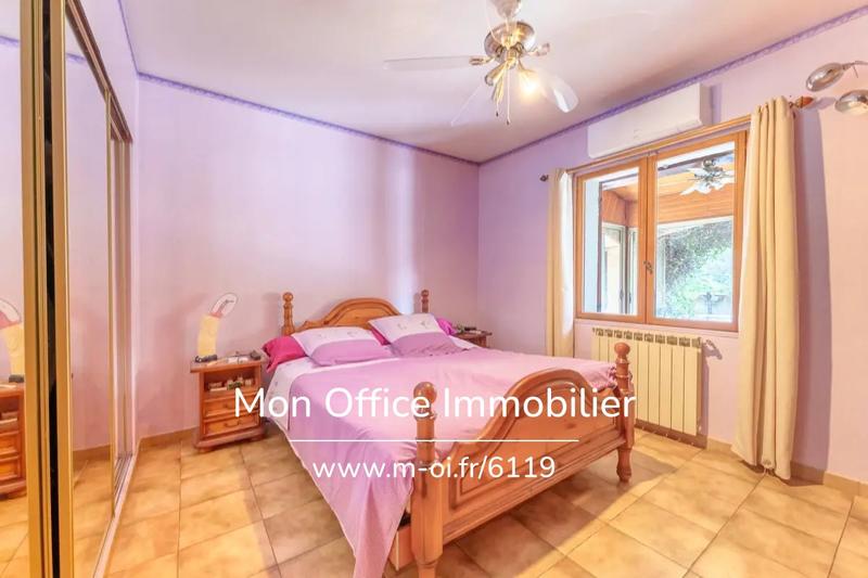 Villa - 220 m² - 7 pièces