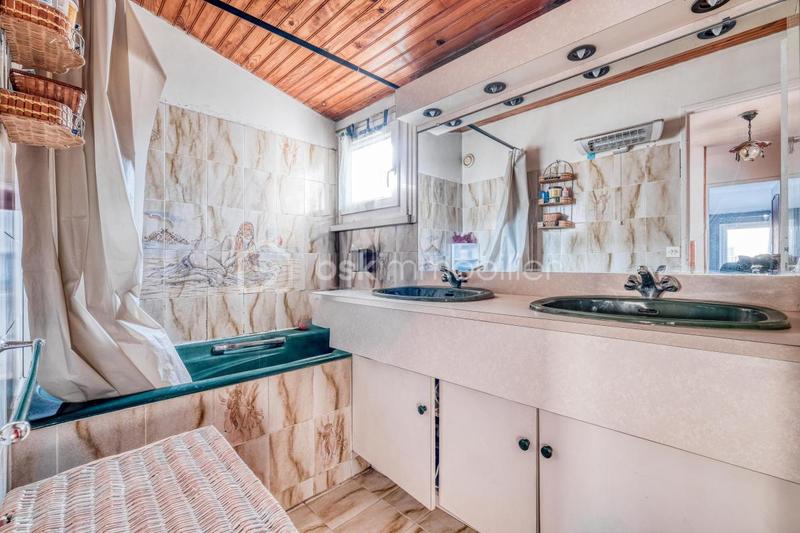 Maison - 93 m² - 5 pièces