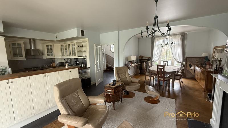 Maison - 127 m² - 5 pièces