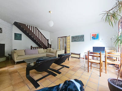 Maison - 266 m² - 9 pièces