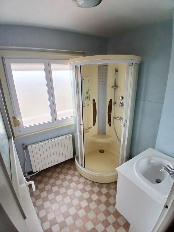 Maison - 83 m² - 5 pièces