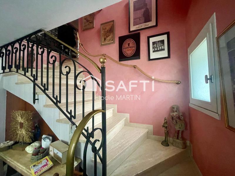 Maison - 170 m² - 7 pièces