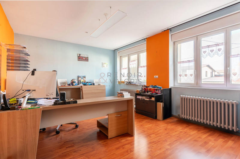 Maison - 291 m² - 8 pièces