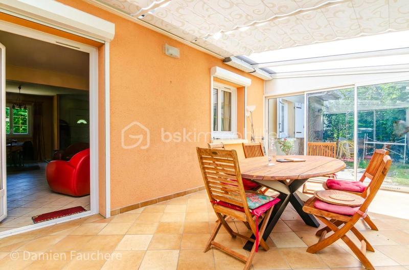 Maison - 148 m² - 7 pièces