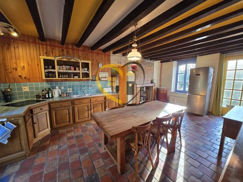 Maison - 180 m² - 5 pièces