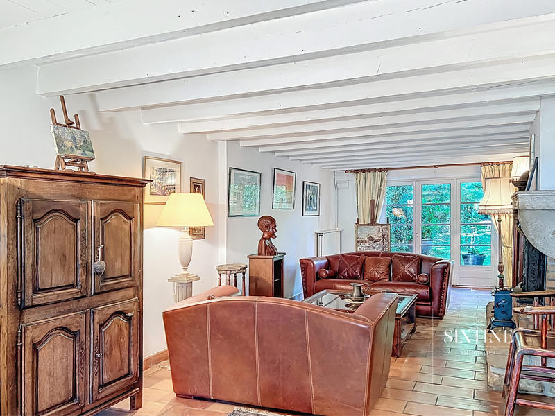 Maison ancienne - 219 m² - 7 pièces