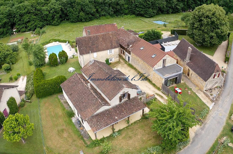 Maison - 139 m² - 6 pièces