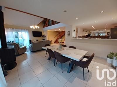 Maison de maîtres - 250 m² - 8 pièces