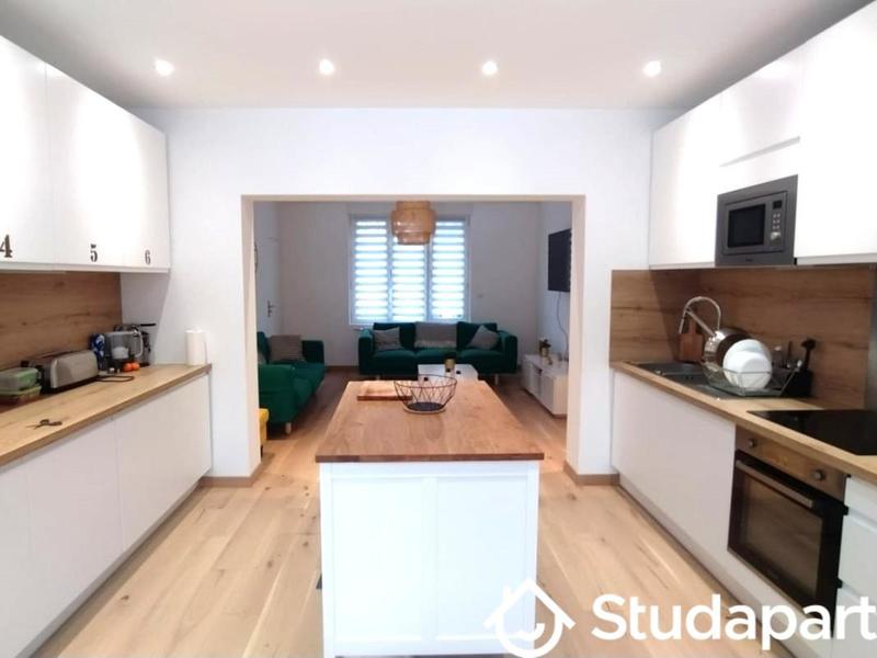 Chambre - 13 m² - 1 pièce