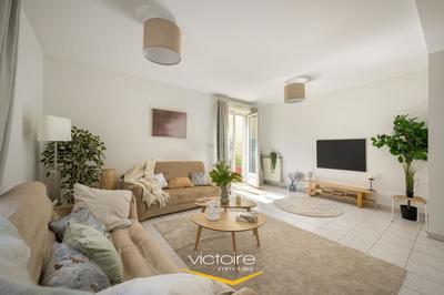 Château - 123 m² - 7 pièces