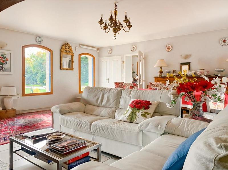 Propriété - 180 m² - 7 pièces