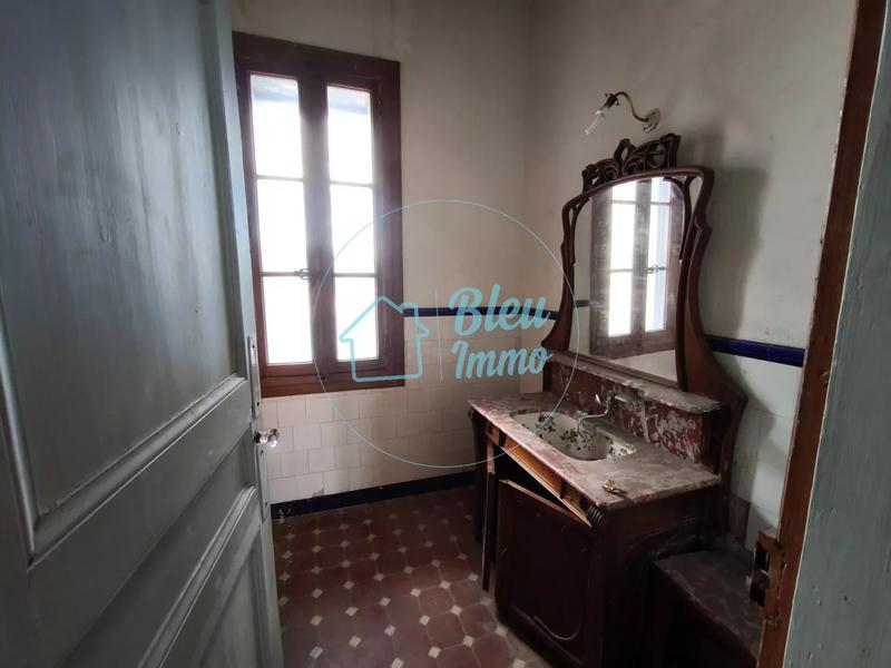 Appartement - 80 m² - 5 pièces