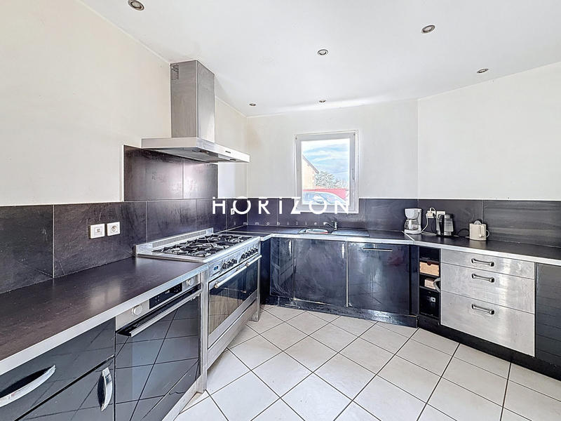 Villa - 155 m² - 7 pièces