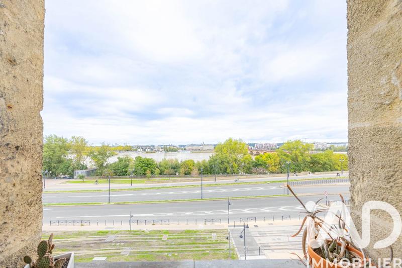 Appartement - 90 m² - 3 pièces