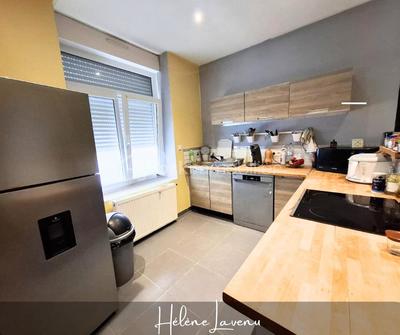 Maison - 84 m² - 4 pièces