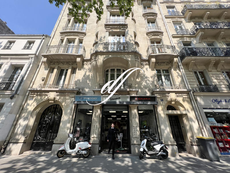 Fonds de commerce - Magasins - 109 m²