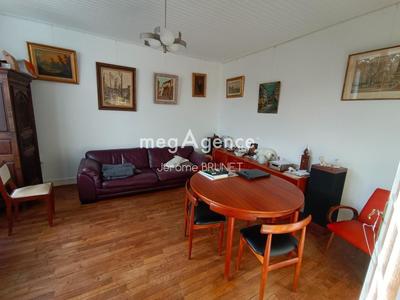 Maison - 146 m² - 6 pièces