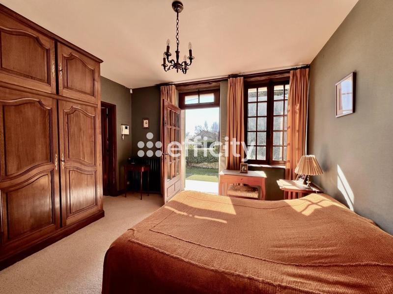 Longère - 209 m² - 8 pièces