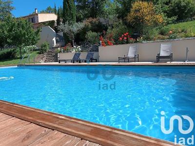 Maison - 272 m² - 10 pièces