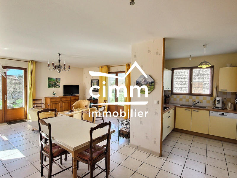 Maison - 96 m² - 4 pièces