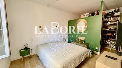 Appartement - 98 m² - 2 pièces