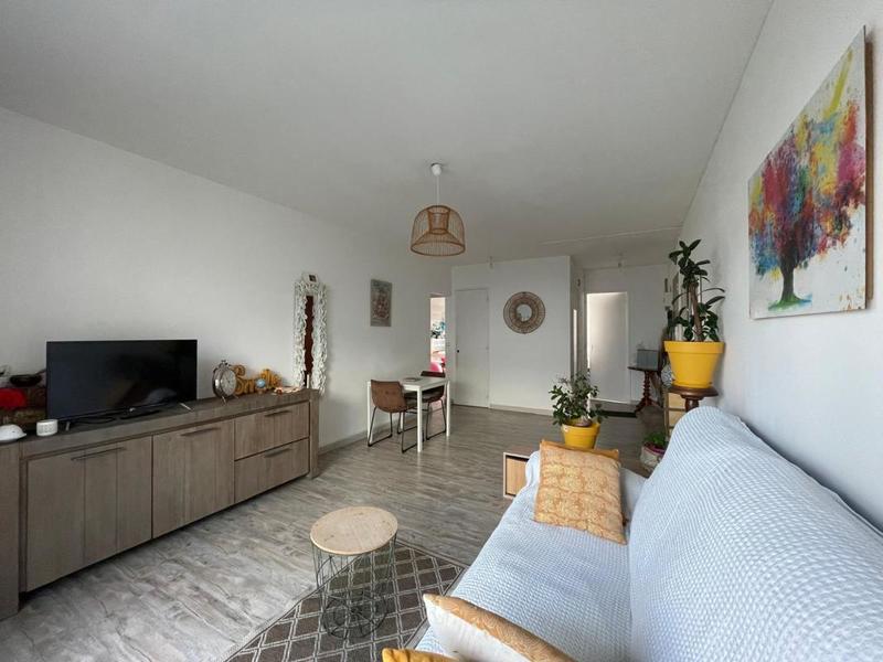 Appartement ancien - 60 m² - 3 pièces