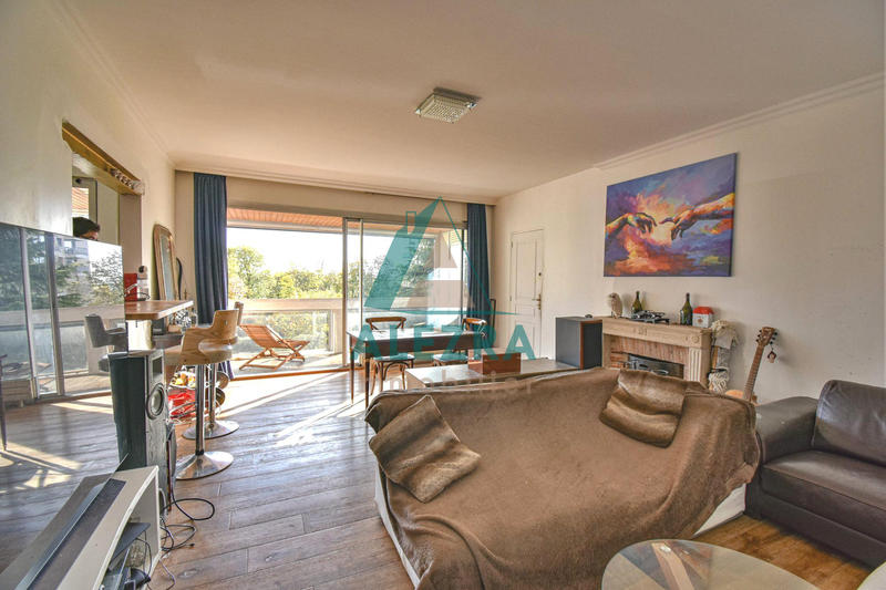 Appartement - 130 m² - 5 pièces