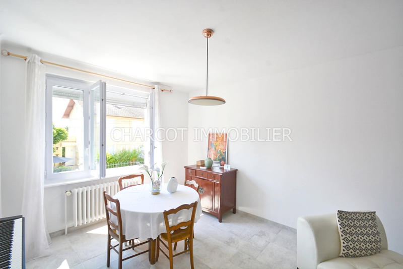 Maison - 134 m² - 7 pièces