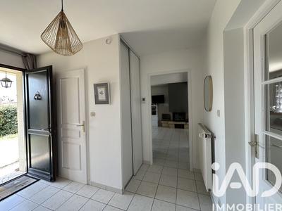 Maison - 144 m² - 8 pièces