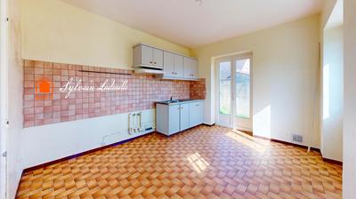 Maison - 138 m² - 6 pièces