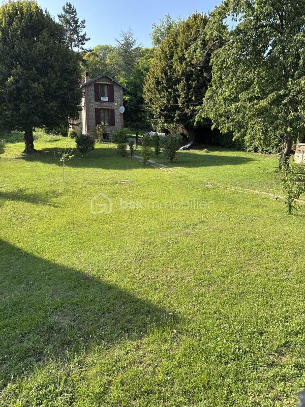 Terrain constructible - 550 m²