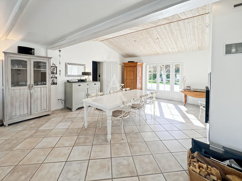 Maison - 157 m² - 6 pièces