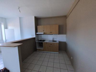 Appartement - 77 m² - 4 pièces